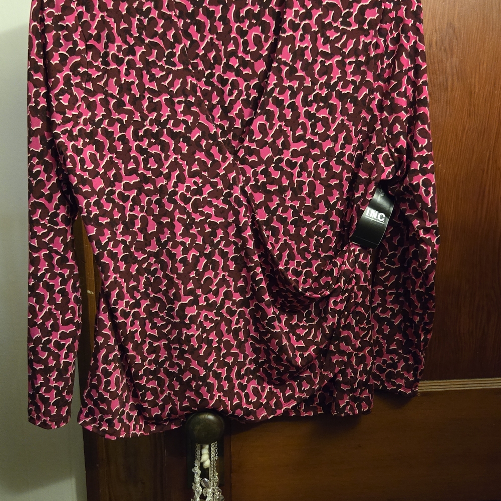 Nwt INC International Concepts Pink and Black Animal-Print Wrap Top